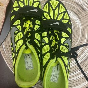 Nike track shoes 7
